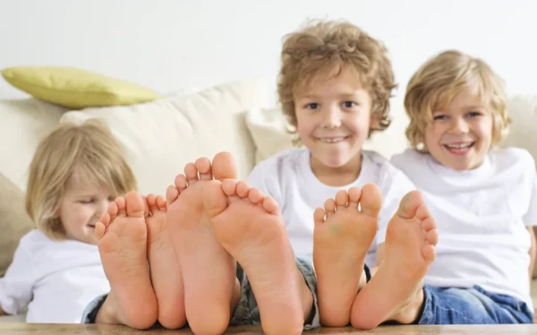 Benedicios del cuidado de pies en niños